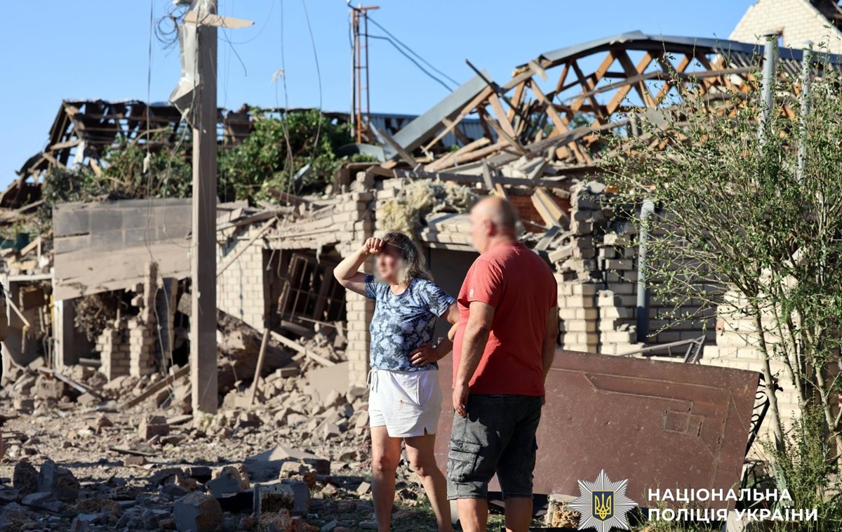 Фото для новини:Удар КАБами по Херсону: є жертва, 18 поранених