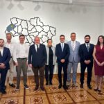 Фото для новини:Україна отримала від Польщі новий список місць для ексгумацій
