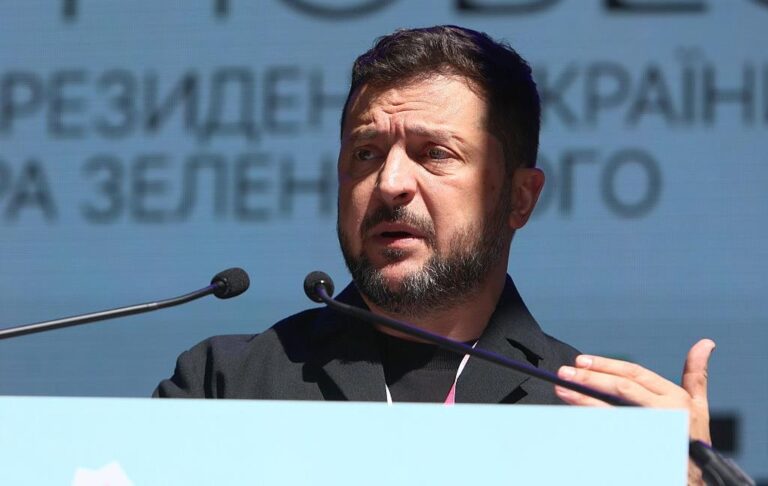 Фото для новини:Зеленський анонсував закон про національні святині