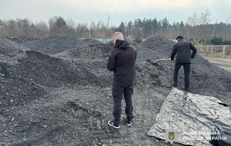 Фото для новини:Злочинці заробляли на опаленні шкіл і лікарень під час блекаутів