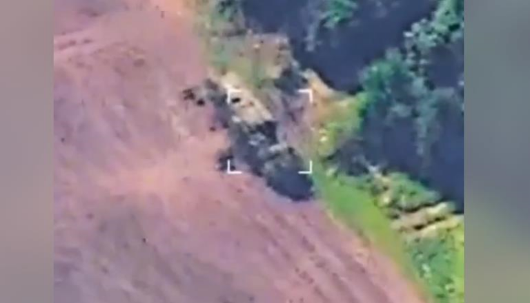 Фото для новини:ЗСУ знищили командний пункт комплексу ППО росіян